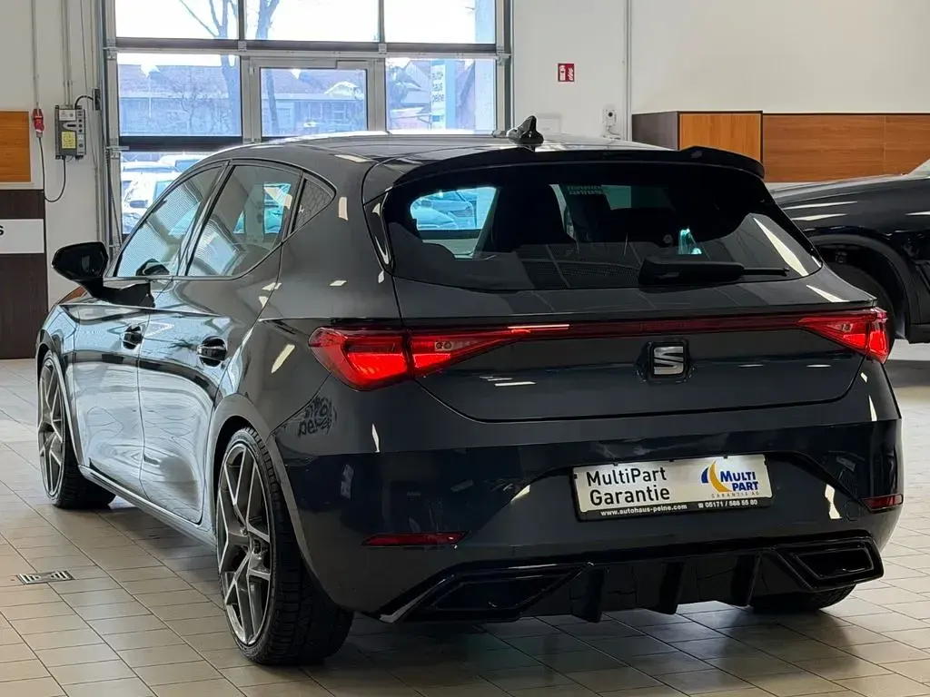 Gebraucht Seat Leon Style 110 PS (80 kW) 2024 Grau Limousine