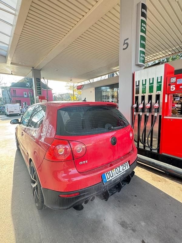 Gebraucht VW Golf GTI 200 PS (147 kW) 2006 Rot Coupé