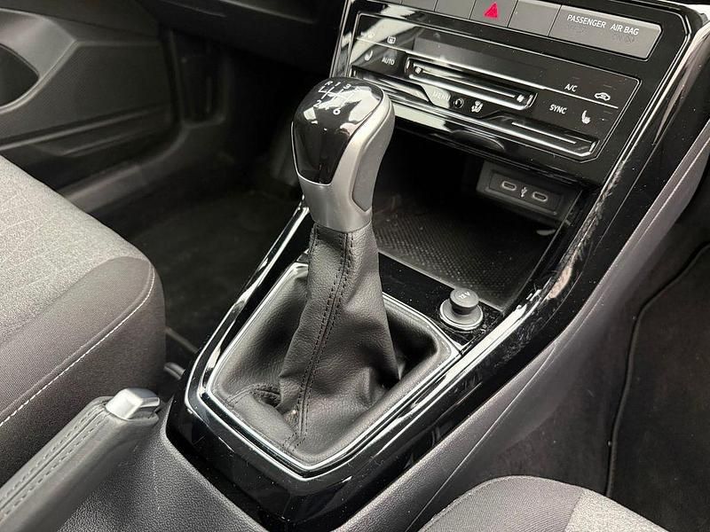 Gebraucht VW T-Cross IQ Drive 116 PS (85 kW) 2024 Weiß SUV