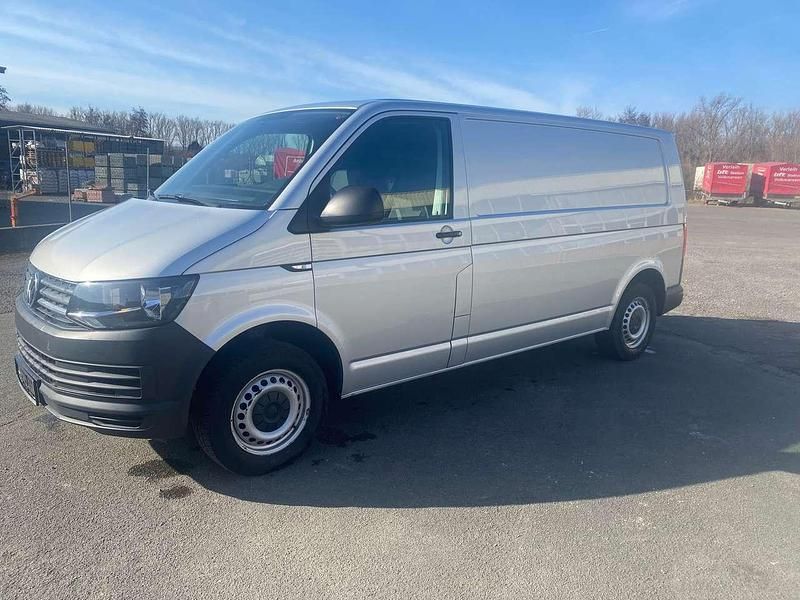Gebraucht VW Transporter 84 PS (61 kW) 2019 Reflexsilber metallic Van