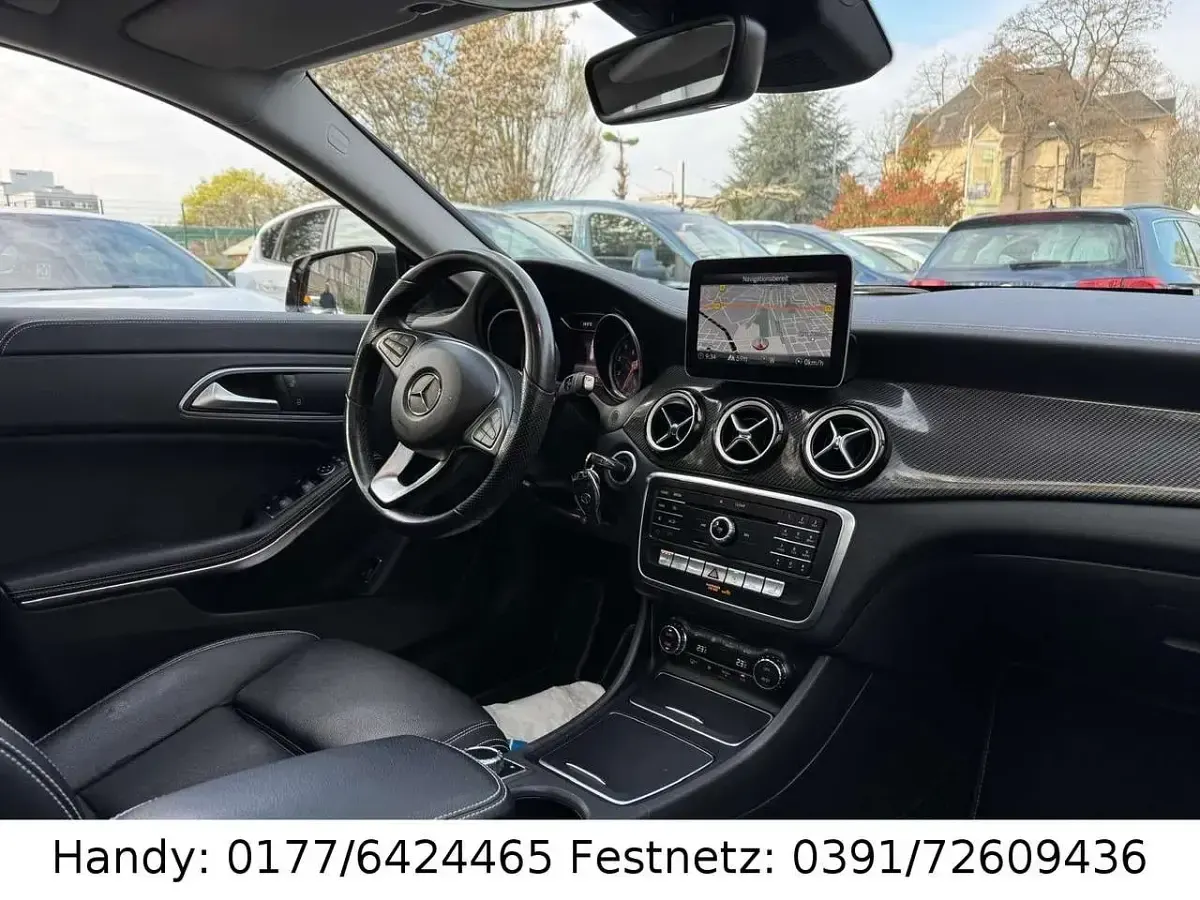 Gebraucht Mercedes CLA200 AMG line 156 PS (114 kW) 2019 Rot Kombi