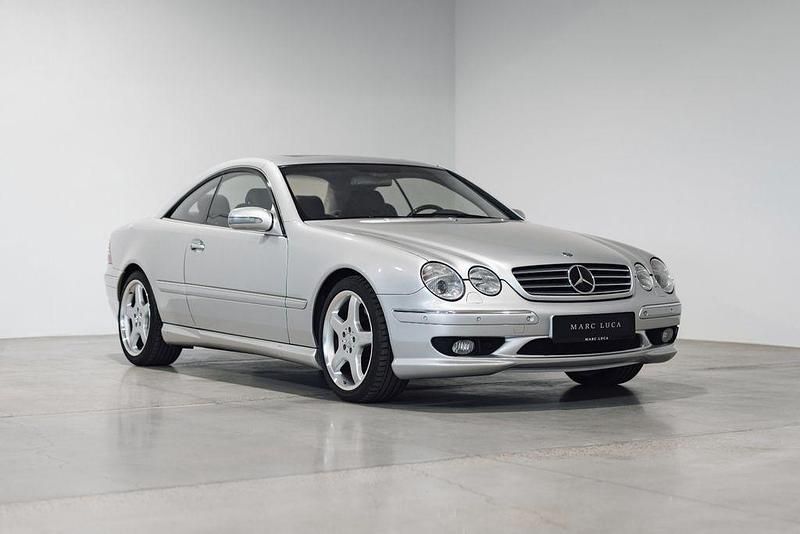 Brillantsilber Gebraucht 2003 Mercedes CL63 AMG AMG Coupé | 118.900 € - Bild 1/4