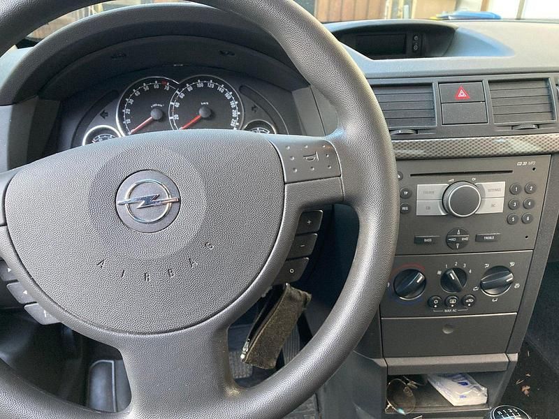 Gebraucht Opel Meriva 105 PS (77 kW) 2008 Grün Van / Kleinbus