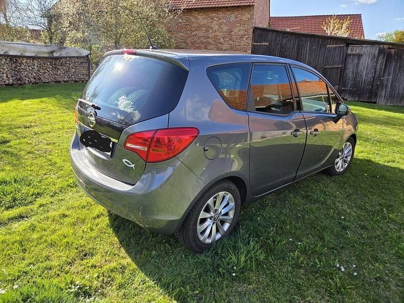 Gebraucht Opel Meriva Active 120 PS (88 kW) 2017 Grau Van / Kleinbus