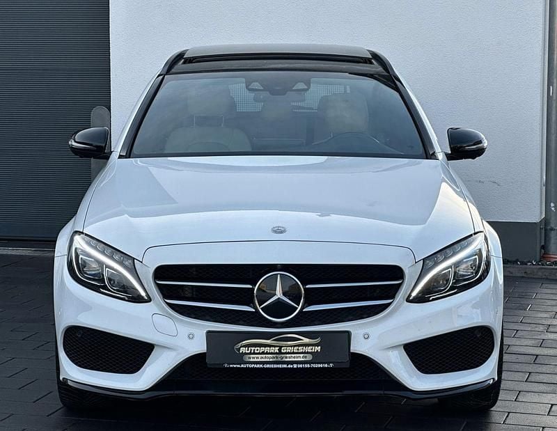 Gebraucht Mercedes C300 AMG line 245 PS (180 kW) 2016 Weiß Kombi