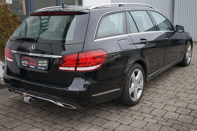Gebraucht Mercedes E250 204 PS (150 kW) 2014 Schwarz Kombi