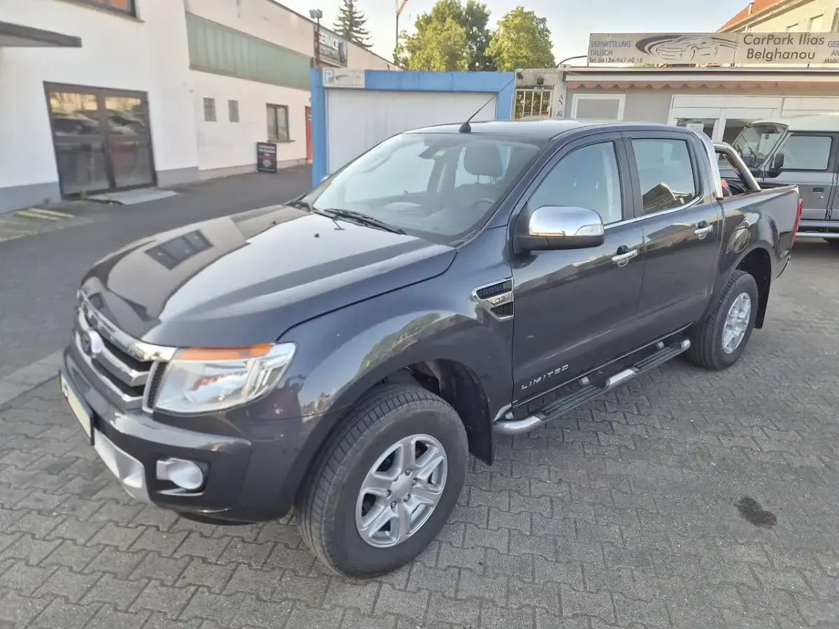 Gebraucht Ford Ranger Limited 200 PS (147 kW) 2013 Grau Pickup