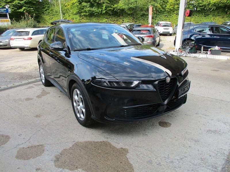 Schwarz Gebraucht 2023 Alfa Romeo Tonale Sprint SUV | 21.900 € (Guter Preis) - Bild 1/4