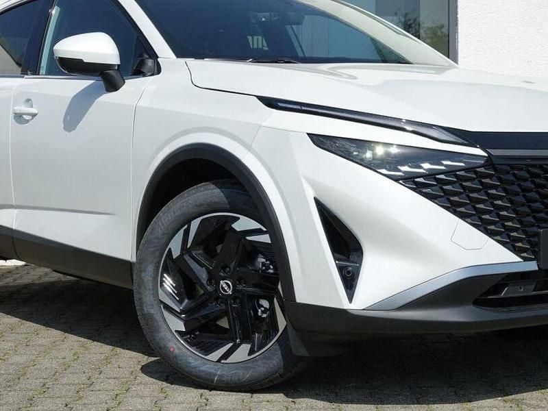 Neu Nissan Qashqai N-Connecta 158 PS (116 kW) 2025 Weiß SUV