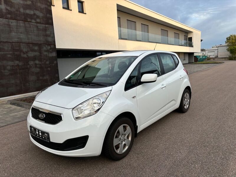 Gebraucht Kia Venga 90 PS (66 kW) 2012 Weiß Kleinwagen