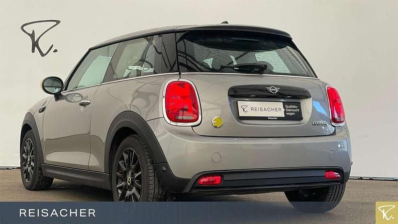 Gebraucht Mini Cooper SE Classic 135 kW (184 PS) 2023 Silber Kleinwagen
