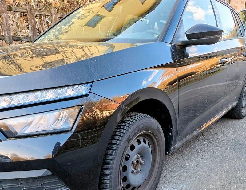 Gebraucht Skoda Kamiq Active 95 PS (69 kW) 2019 Schwarz SUV