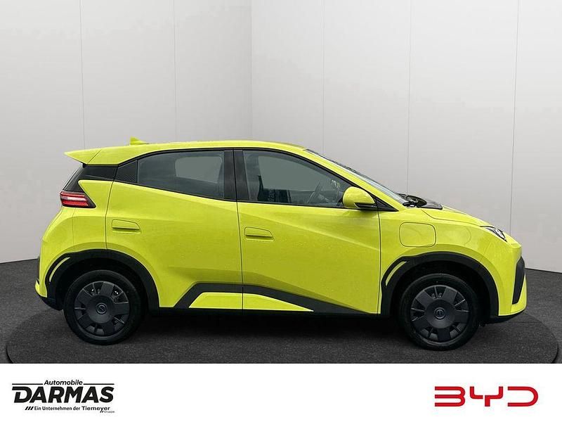 Nowe BYD Dolphin Surf Active 64 kW (88 KM) 2025 Zielony Hatchback