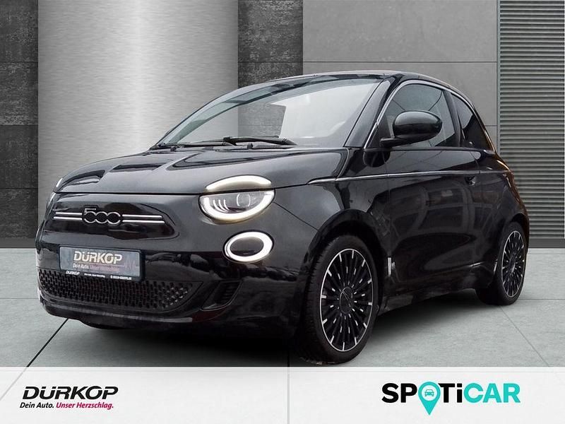 Gebraucht Fiat 500e Tech 86 kW (118 PS) 2023 Onyx schwarz Kleinwagen