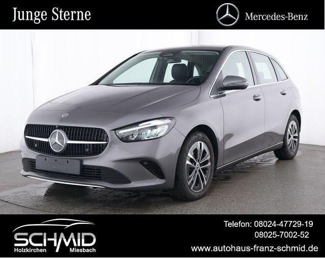 Mountaingrau Gebraucht 2024 Mercedes B250e Progressive Van / Kleinbus | 32.250 € (Fairer Preis) - Bild 1/4