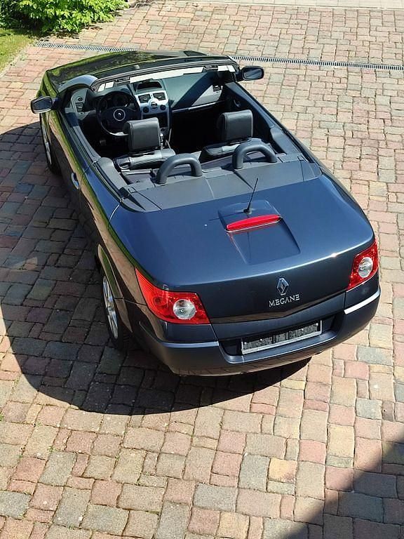 Gebraucht Renault Mégane Cabriolet LIMITED 135 PS (99 kW) 2009 Blau Cabrio