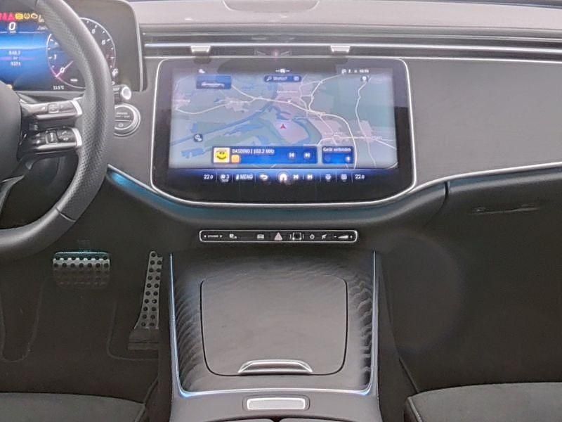 Gebraucht Mercedes E200 Advanced Plus 204 PS (150 kW) 2025 Silber Limousine