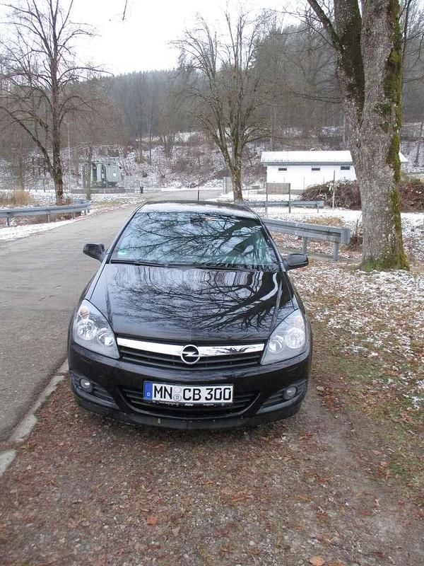 Gebraucht Opel Astra GTC 140 PS (102 kW) 2007 Coupé