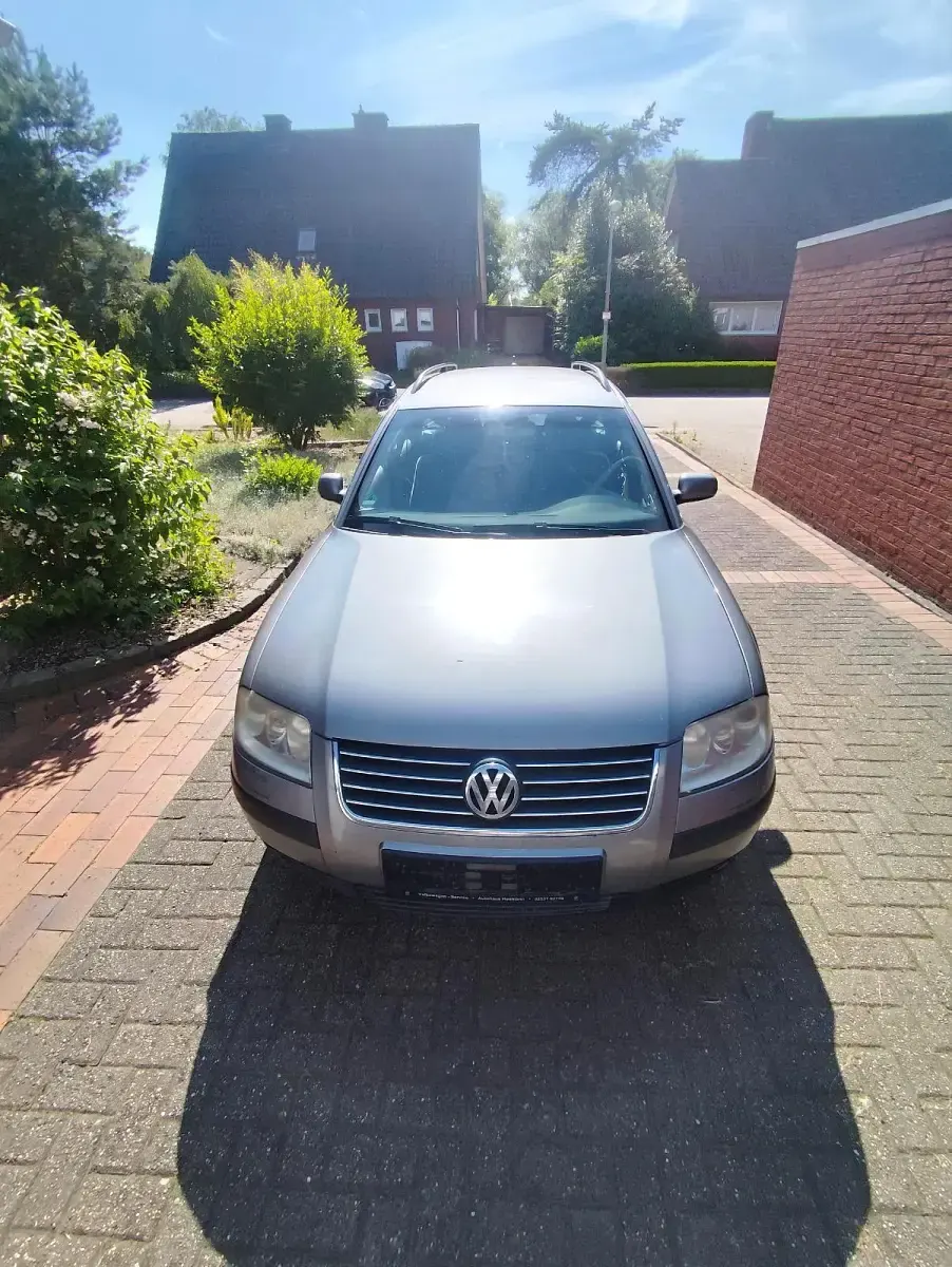 Gebraucht VW Passat 130 PS (95 kW) 2003 Grau Kombi