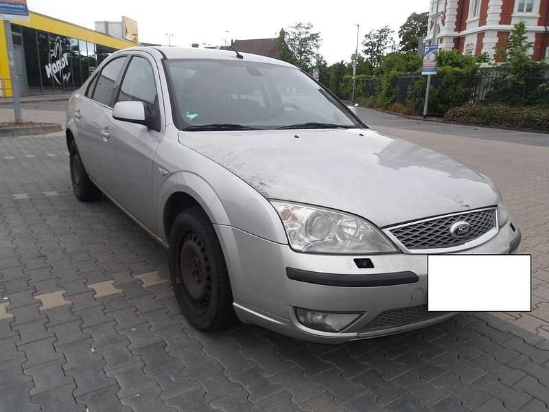 Silber Gebraucht 2006 Ford Mondeo Limousine | 850 € (Superpreis) - Bild 1/4