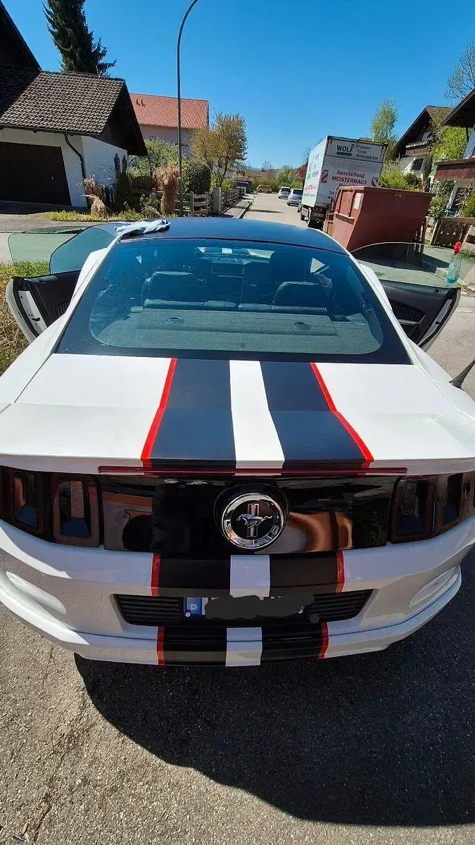 Gebraucht Ford Mustang 309 PS (227 kW) 2013 Weiß Coupé