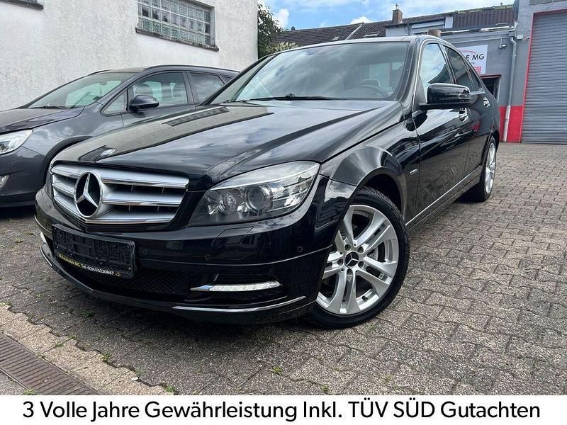 Schwarz Gebraucht 2010 Mercedes C300 Avantgarde Limousine | 11.898 € (Fairer Preis) - Bild 1/4