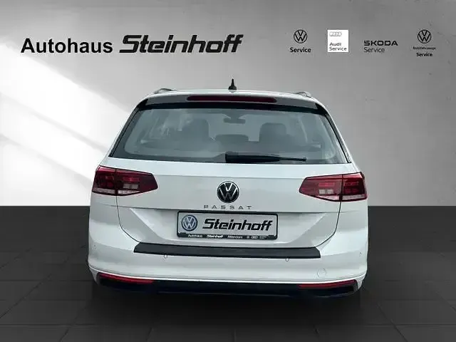 Gebraucht VW Passat R-line 2022 Andere Kombi