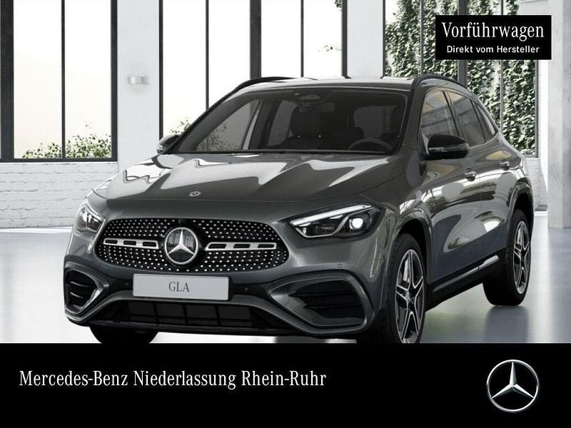 Grau Gebraucht 2026 Mercedes GLA180 AMG SUV | 47.490 € - Bild 1/3