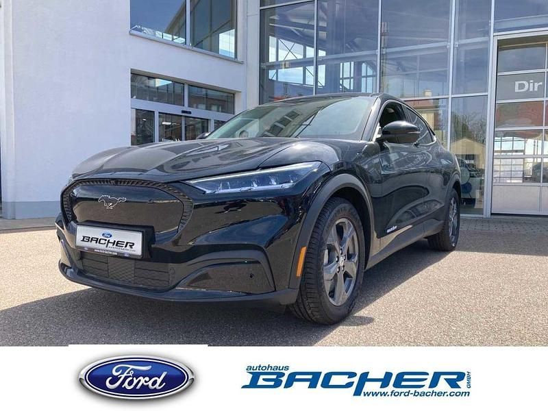 Schwarz Gebraucht 2022 Ford Mustang Mach-E SUV | 38.900 € (Teuer) - Bild 1/4