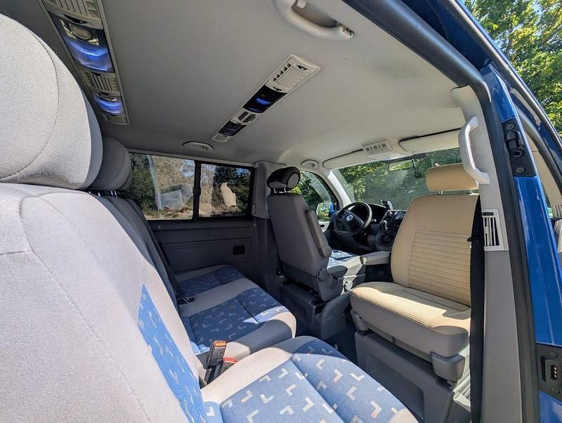 Gebraucht VW T5 131 PS (96 kW) 2007 Blau Van