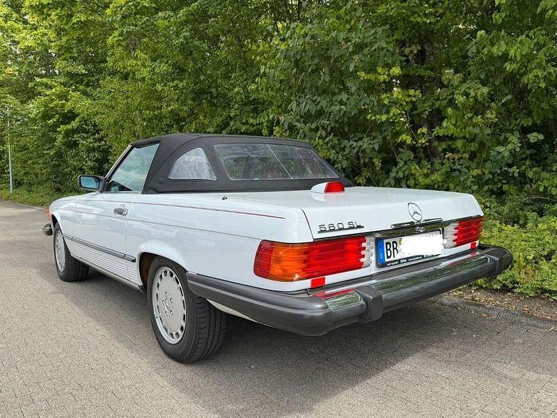 Gebraucht Mercedes 560 227 PS (166 kW) 1987 Weiß Cabrio