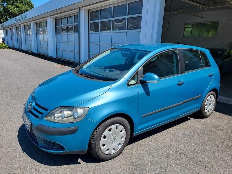 Blau Gebraucht 2005 VW Golf Plus Trendline Van / Kleinbus | 3.590 € (Fairer Preis) - Bild 1/4