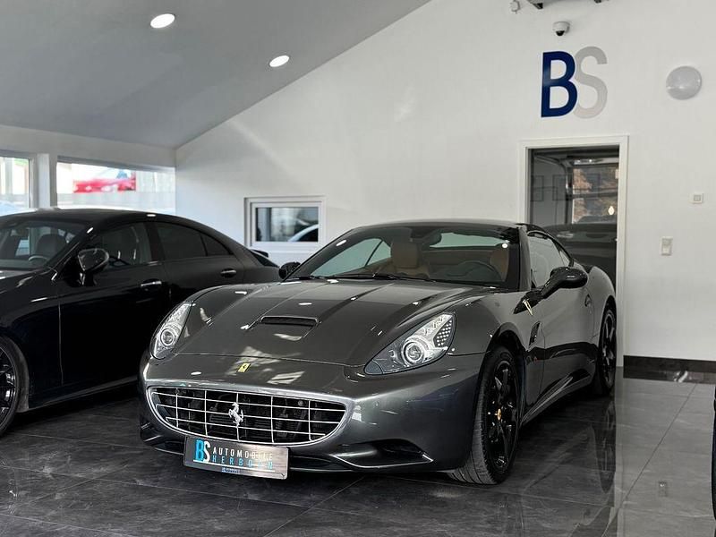Gebraucht Ferrari California 460 PS (338 kW) 2010 Grau Cabrio