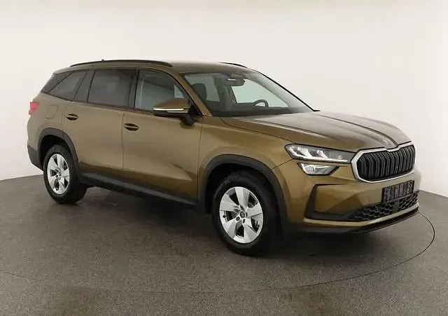 Neu Skoda Kodiaq Selection 150 PS (110 kW) 2026 (bronx gold metallic) SUV