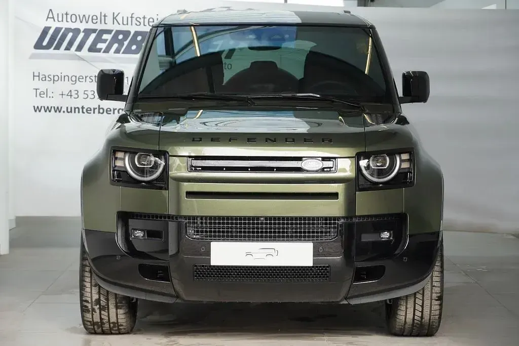 Neu Land Rover Defender SE Dynamic 300 PS (220 kW) 2026 Grün SUV