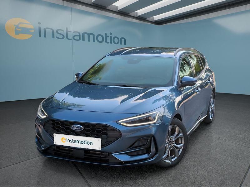 Blau Gebraucht 2023 Ford Focus ST-Line Kombi | 27.199 € (Fairer Preis) - Bild 1/4