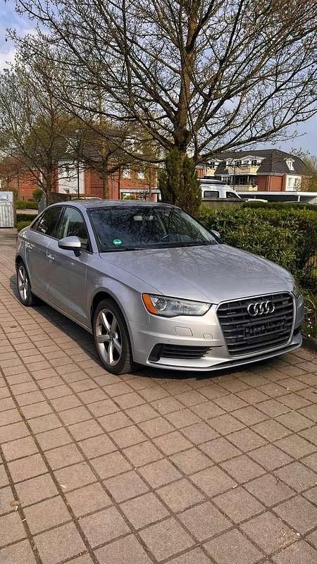 Second-hand Audi A3 Design 190 CP (139 kW) 2016 Berlinǎ