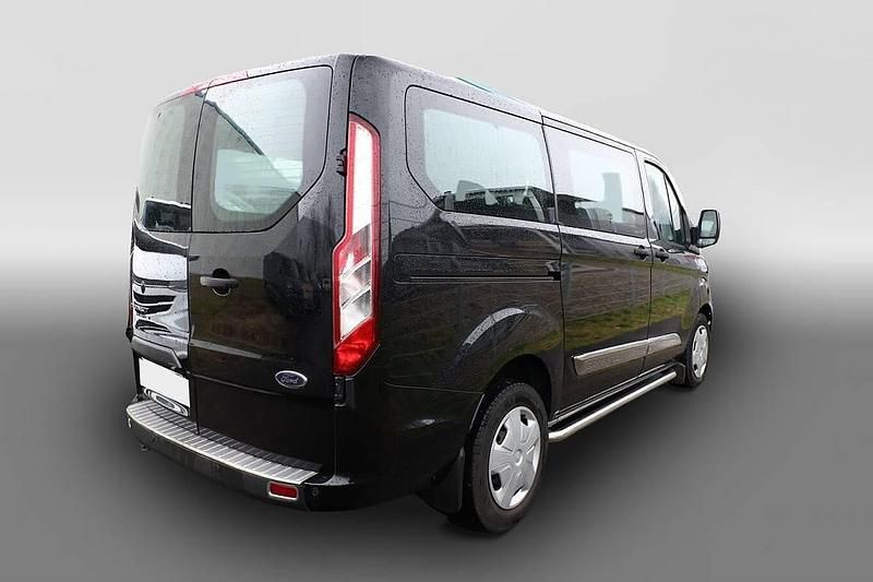 Gebraucht Ford Transit Custom Trend 131 PS (96 kW) 2023 Schwarz Van / Kleinbus