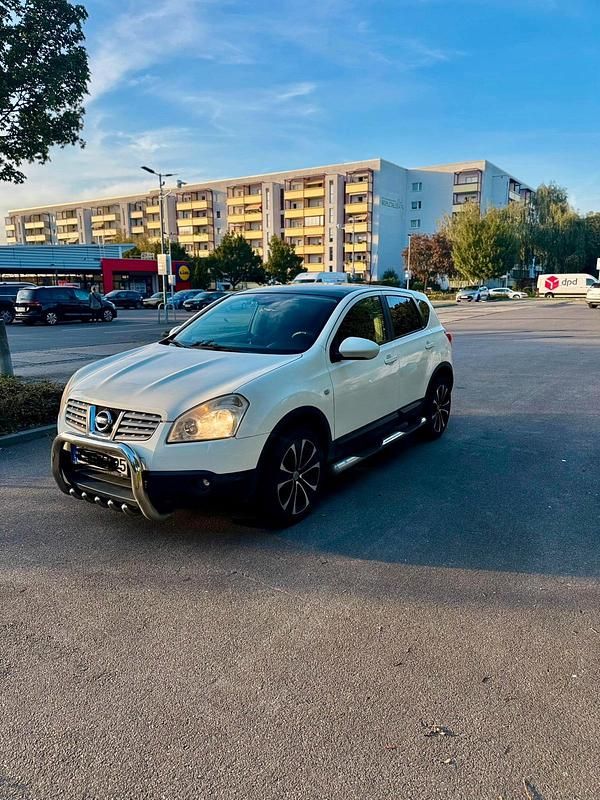 Weiß Gebraucht 2008 Nissan Qashqai SUV | 5.300 € - Bild 1/4