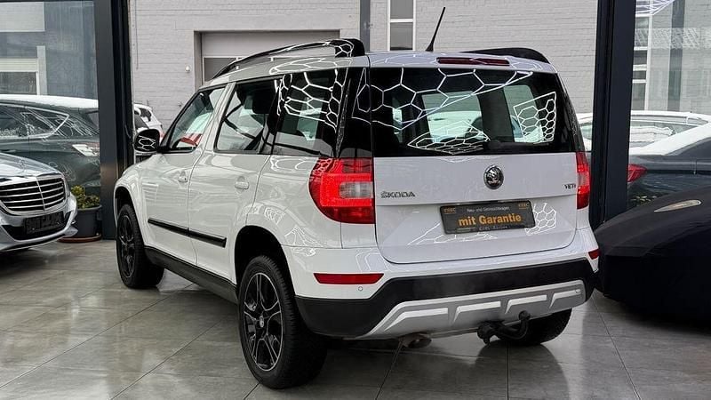 Gebraucht Skoda Yeti Ambition 110 PS (80 kW) 2017 Weiß SUV