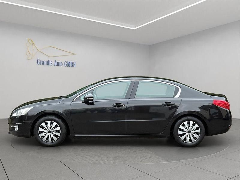 Gebraucht Peugeot 508 Active 114 PS (83 kW) 2014 Schwarz Limousine