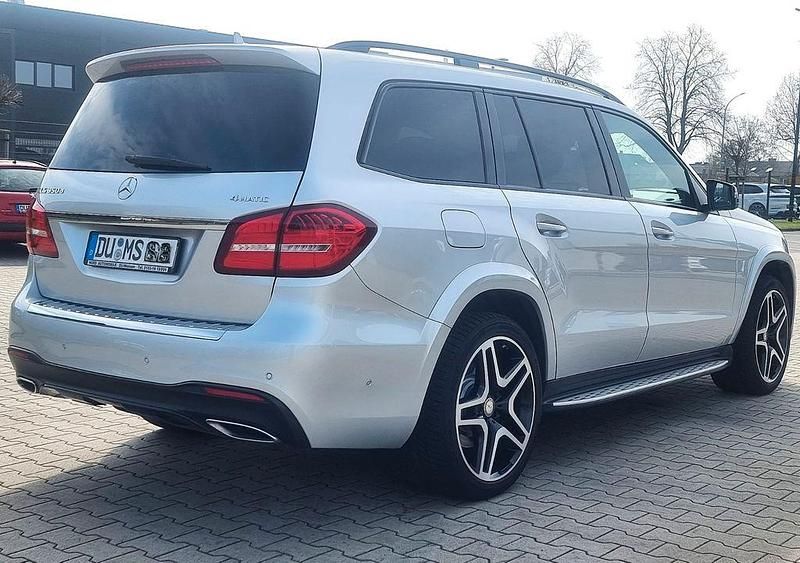 Gebraucht Mercedes GLS350 AMG line 258 PS (189 kW) 2016 Silber SUV