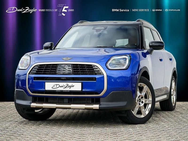 Blau Gebraucht 2024 Mini Countryman Favoured SUV | 37.699 € (Fairer Preis) - Bild 1/4