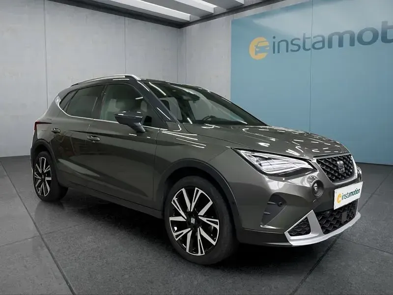 Gebraucht Seat Arona Xperience 110 PS (80 kW) 2023 Grau SUV