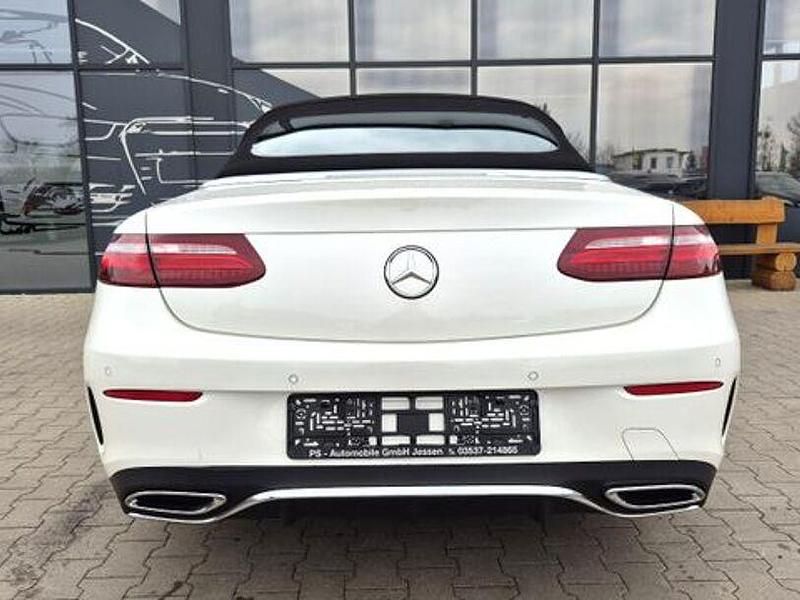 Gebraucht Mercedes E220 AMG line 194 PS (142 kW) 2017 Weiß Cabrio
