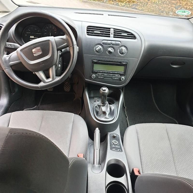 Gebraucht Seat Leon 86 PS (63 kW) 2010 Grau Limousine