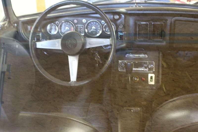 Usata MG B 95 CV (69 kW) 1977 Blu Cabrio
