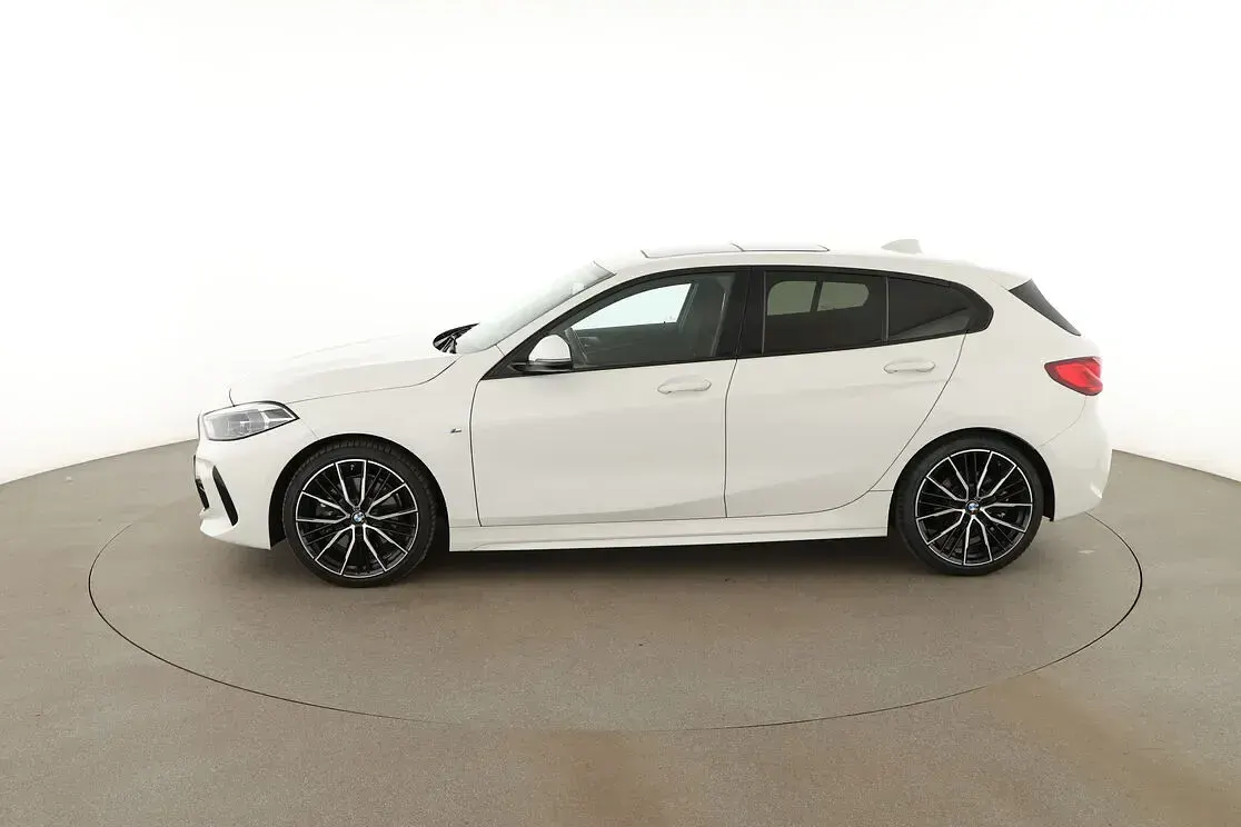 Gebraucht BMW 120 M Sport 190 PS (139 kW) 2021 Weiß Kleinwagen