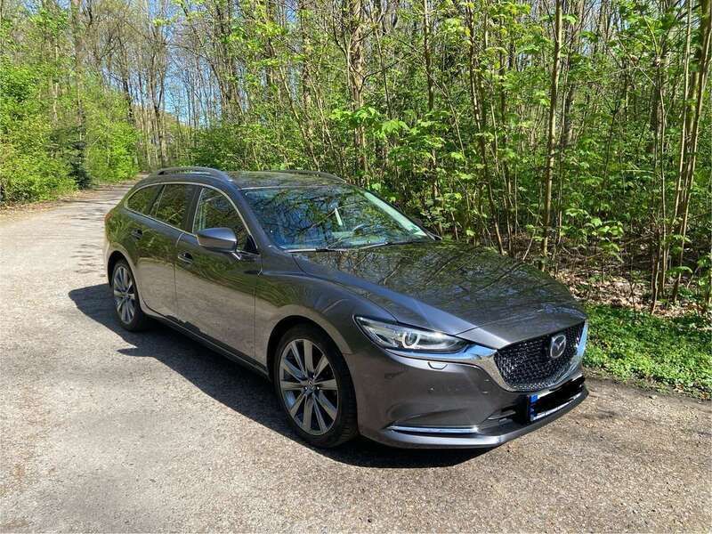 Grau Gebraucht 2020 Mazda 6 Exclusive-Line Kombi | 20.499 € (Fairer Preis) - Bild 1/4
