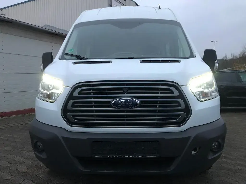 Gebraucht Ford Transit 125 PS (91 kW) 2015 Weiß Kombi